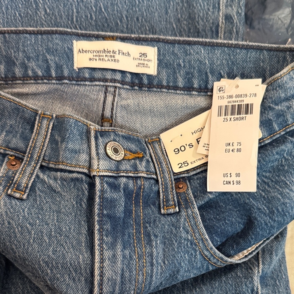 Abercrombie & Fitch High Rise 90’s Relaxed Medium Marble Jeans 25 Extra Short